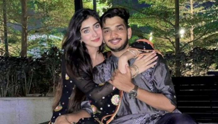 Nazila-and-Munawar-Faruqui