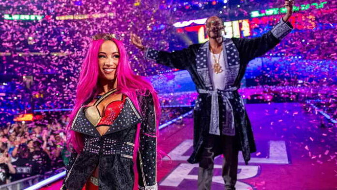 Mercedes Mone (Sasha Banks) and Snoop Dogg Mercedes Mone (Sasha Banks) and Snoop Dogg